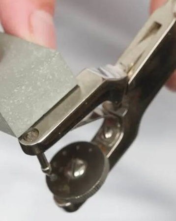 PORAFLEX ultra blok ścierny do usuwania rdzy nalotowej i wygładzania, ziarnistość 400, 40x25x12 mm, węglik krzemu