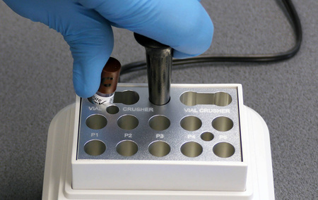Inkubator biologiczny ENSURE SCICAN do testów sterylizacji | 10 gniazd, LCD, 57°C, kod SCI-BINC-230
