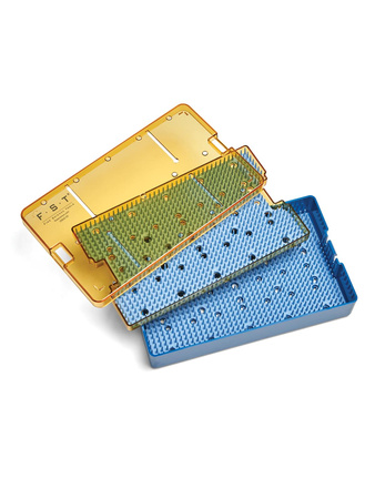 Pojemnik do sterylizacji dwupoziomowy Ultem® 25x15x4 cm z matą silikonową, perforowana pokrywa, FST